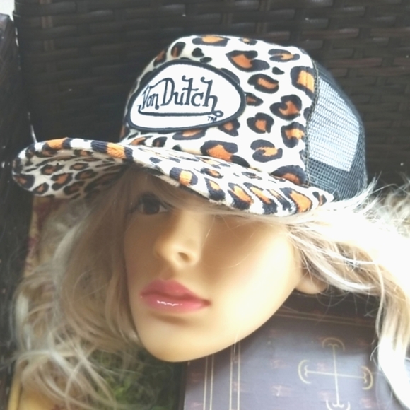 Von Dutch Other - VON DUTCH Wild Cat Leopard Fierce Velvet FIERCE MESH Snapback Trucker Hat OS Uni